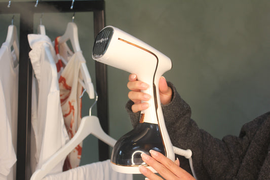 Tøjdamper GO – Effektiv steamer med LCD-display