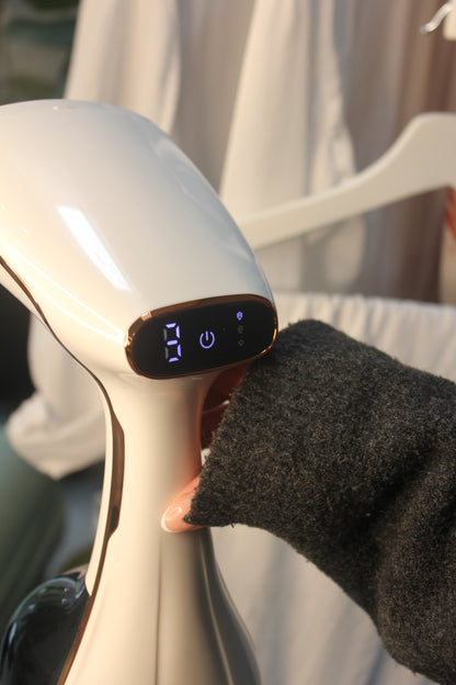 Tøjdamper GO – Effektiv steamer med LCD-display